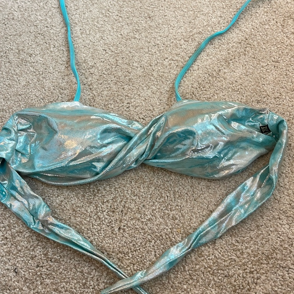 BK mermaid twist bikini top